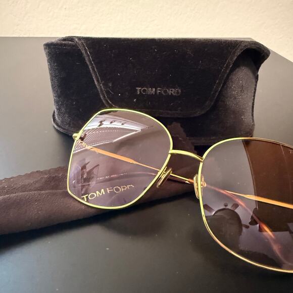 Tom Ford Women\'s FT1250-K Sunglasses main image 5
